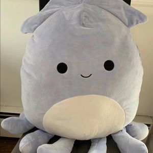 16 inch squishmallow Stacy, new with tags